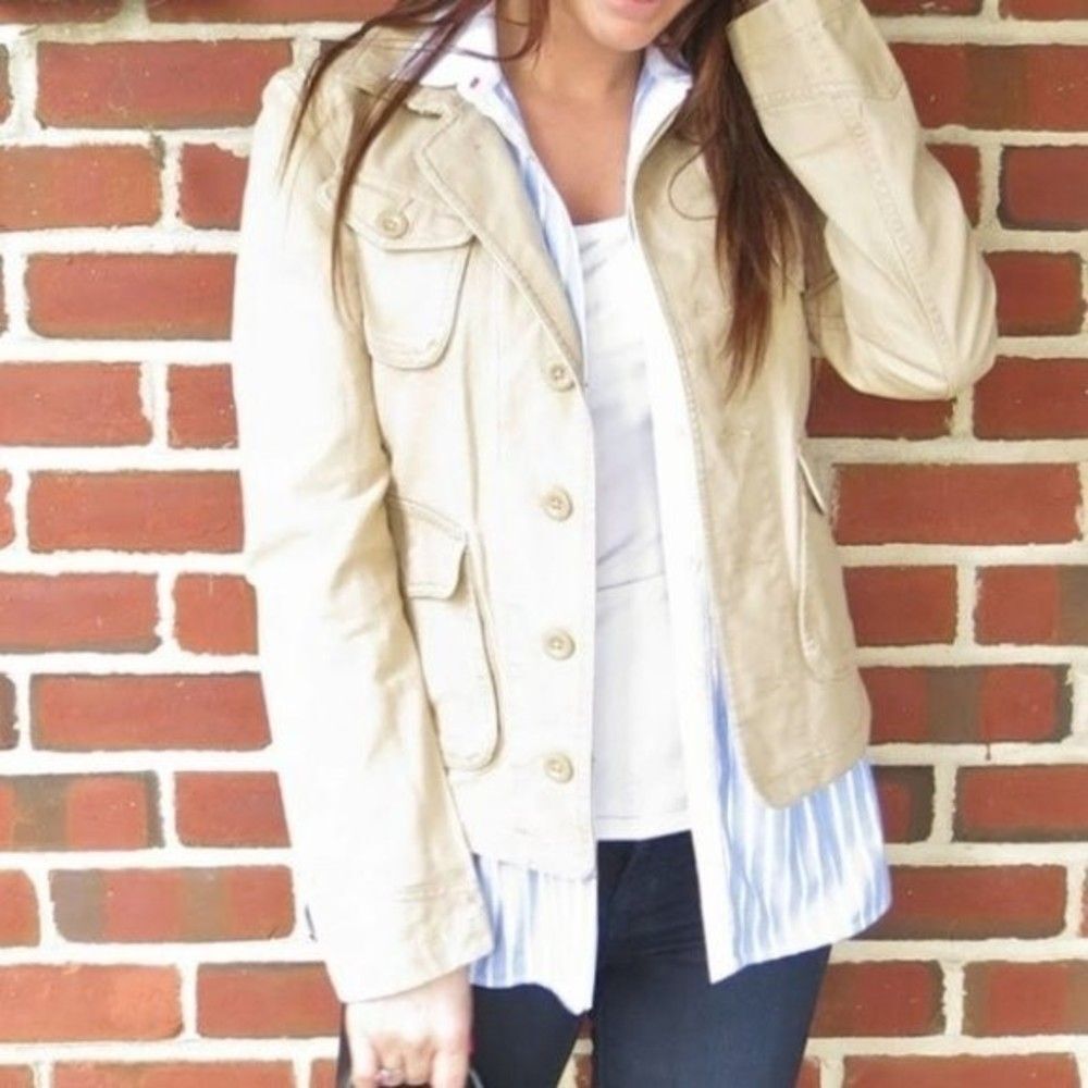 Old Navy buttoned with pockets jacket size small